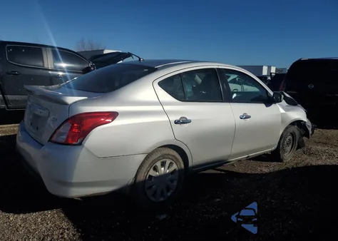 2017 Nissan Versa S z USA, uszkodzony, nr VIN 3N1CN7AP9HL902425